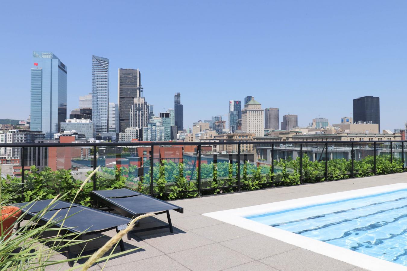 Montréal, QC, H3C5X5, Canada, 2 Bedrooms Bedrooms, ,1 BathroomBathrooms,Residential,For Sale,1749130