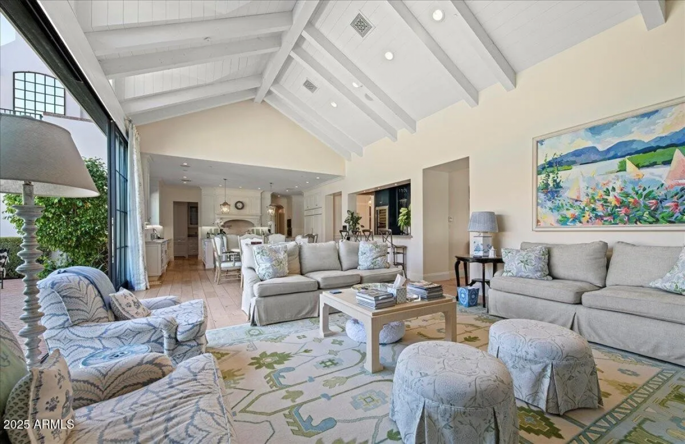 Phoenix, Arizona, 85018, United States, 5 Bedrooms Bedrooms, ,7 BathroomsBathrooms,Residential,For Sale,1748036