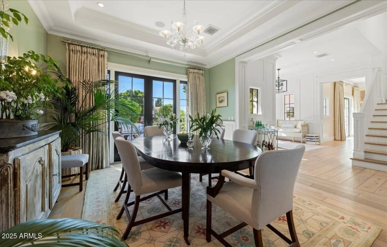 Phoenix, Arizona, 85018, United States, 5 Bedrooms Bedrooms, ,7 BathroomsBathrooms,Residential,For Sale,1748036