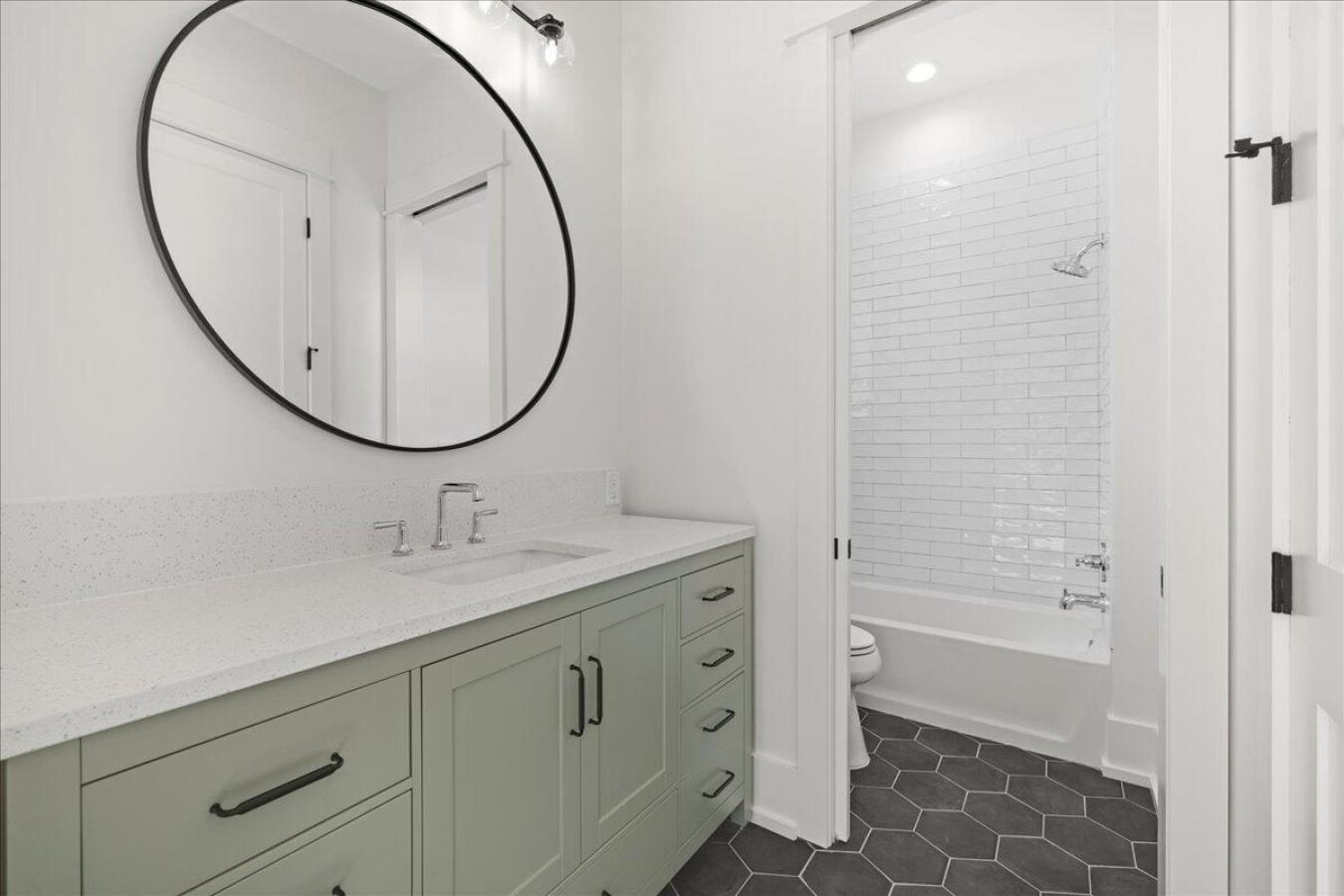 Santa Rosa Beach, Florida, 32459, United States, 4 Bedrooms Bedrooms, ,4 BathroomsBathrooms,Residential,For Sale,1749121