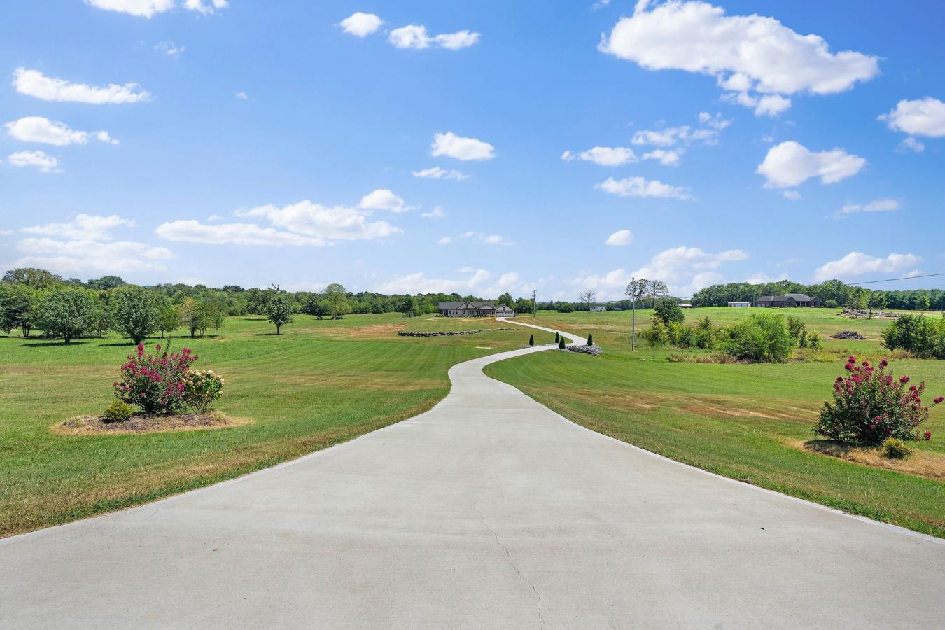 Lebanon, Tennessee, 37087, United States, 4 Bedrooms Bedrooms, ,3 BathroomsBathrooms,Residential,For Sale,1749119