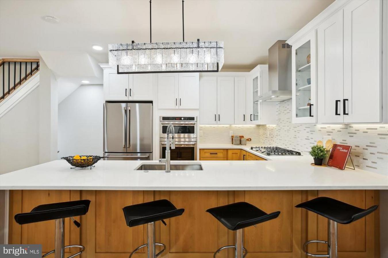 Washington, District Of Columbia, 20002, United States, 5 Bedrooms Bedrooms, ,4 BathroomsBathrooms,Residential,For Sale,1749114