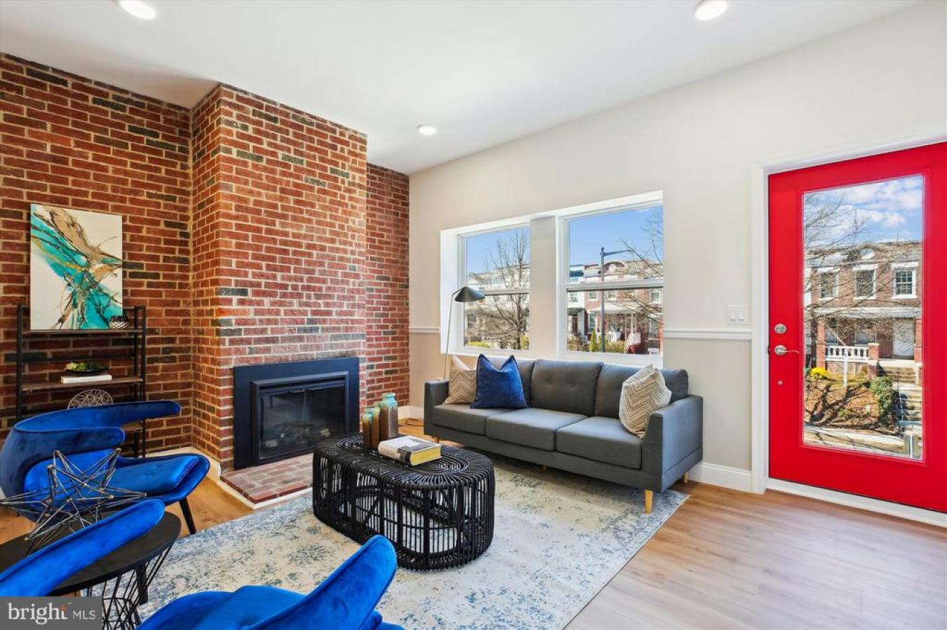 Washington, District Of Columbia, 20002, United States, 5 Bedrooms Bedrooms, ,4 BathroomsBathrooms,Residential,For Sale,1749114