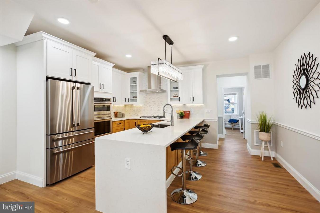 Washington, District Of Columbia, 20002, United States, 5 Bedrooms Bedrooms, ,4 BathroomsBathrooms,Residential,For Sale,1749114