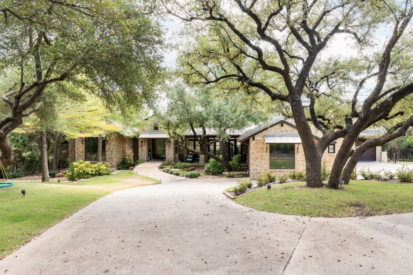 Austin, Texas, 78735, United States, 5 Bedrooms Bedrooms, ,6 BathroomsBathrooms,Residential,For Sale,1749112