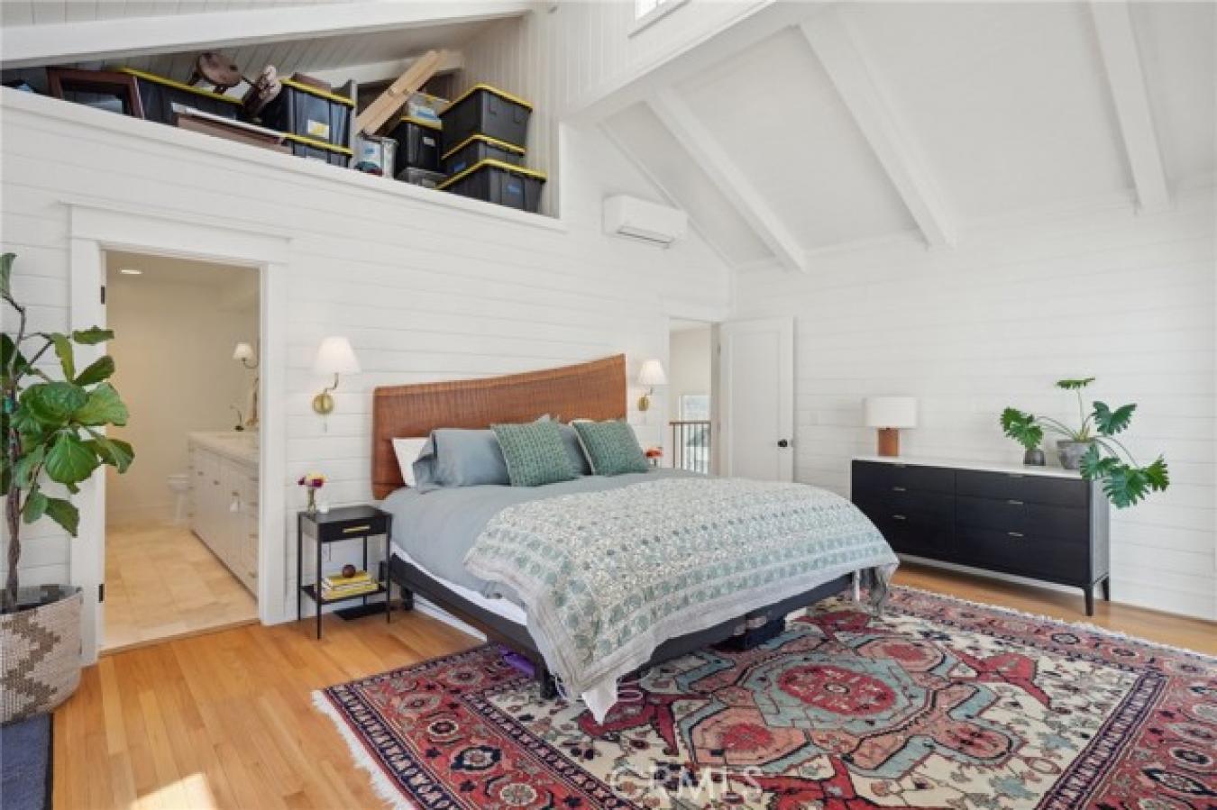 Manhattan Beach, California, 90266, United States, 6 Bedrooms Bedrooms, ,5 BathroomsBathrooms,Residential,For Sale,1749107