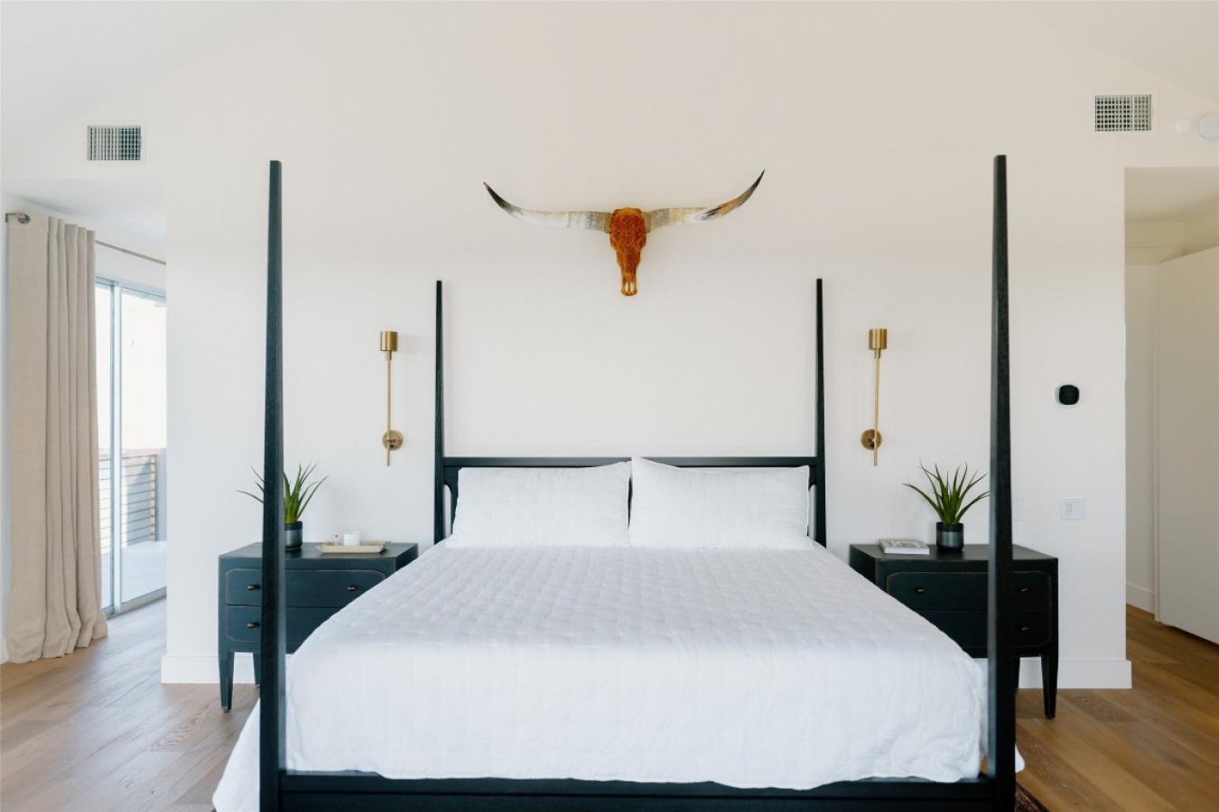 Dripping Springs, Texas, 78620, United States, 7 Bedrooms Bedrooms, ,8 BathroomsBathrooms,Residential,For Sale,1753430