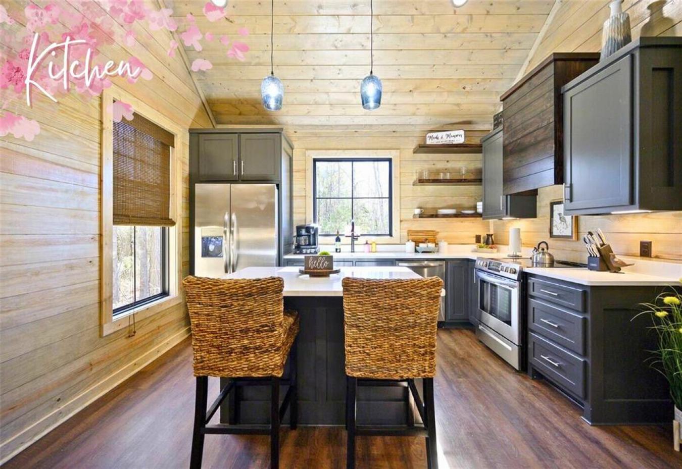 Broken Bow, Oklahoma, 74728, United States, 8 Bedrooms Bedrooms, ,6 BathroomsBathrooms,Residential,For Sale,1753421