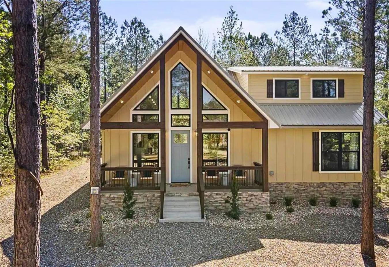 Broken Bow, Oklahoma, 74728, United States, 8 Bedrooms Bedrooms, ,6 BathroomsBathrooms,Residential,For Sale,1753421