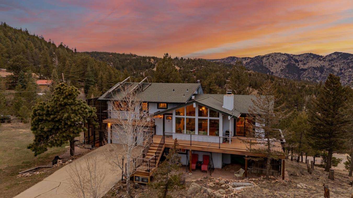 Boulder, Colorado, 80302, United States, 4 Bedrooms Bedrooms, ,3 BathroomsBathrooms,Residential,For Sale,1753759