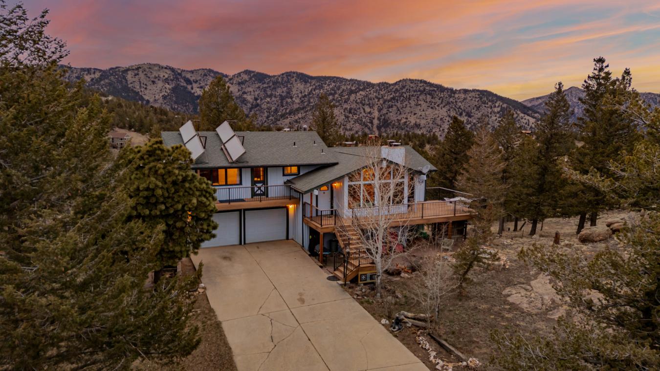 Boulder, Colorado, 80302, United States, 4 Bedrooms Bedrooms, ,3 BathroomsBathrooms,Residential,For Sale,1753759