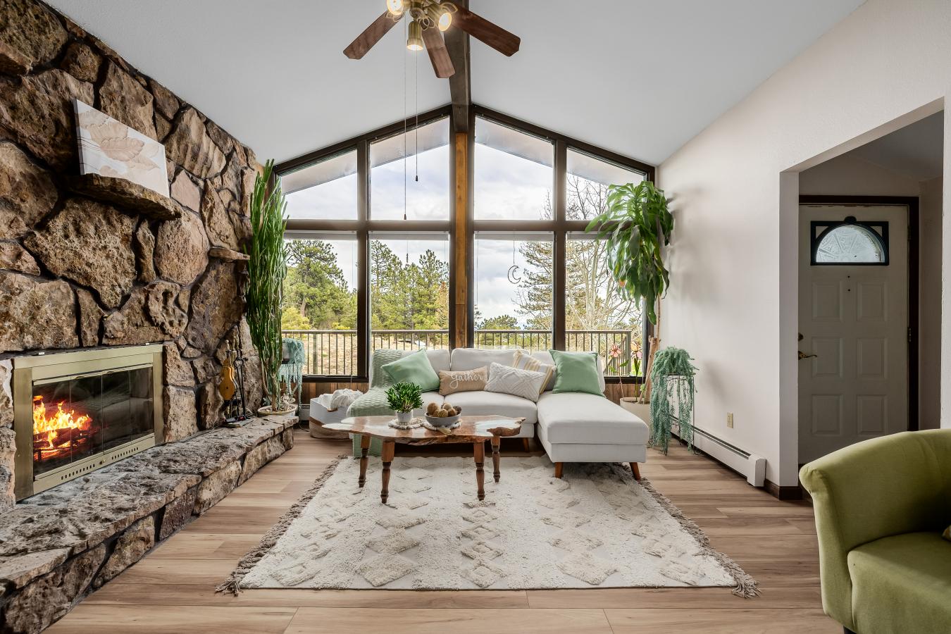 Boulder, Colorado, 80302, United States, 4 Bedrooms Bedrooms, ,3 BathroomsBathrooms,Residential,For Sale,1753759