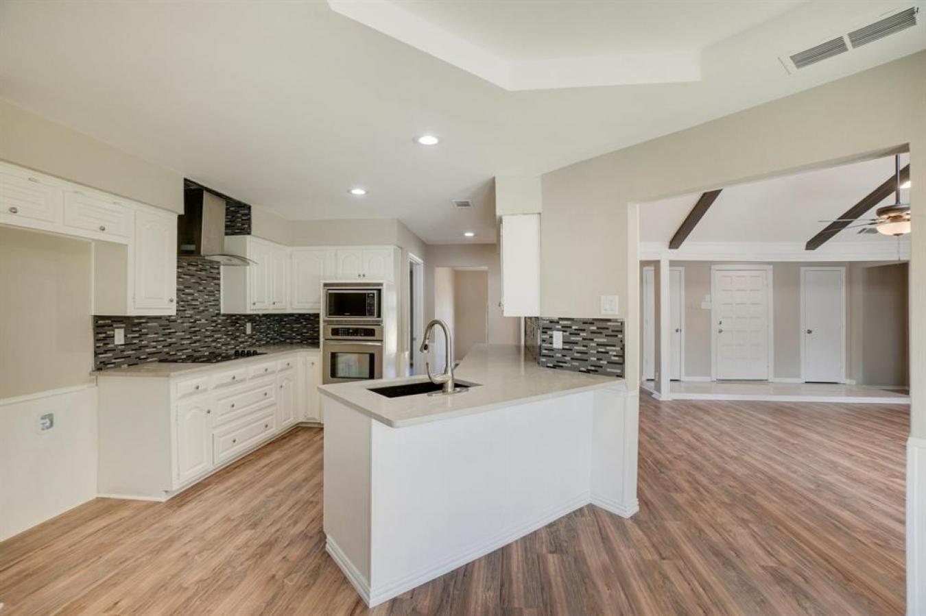Richardson, Texas, 75081, United States, 4 Bedrooms Bedrooms, ,3 BathroomsBathrooms,Residential,For Sale,1938520