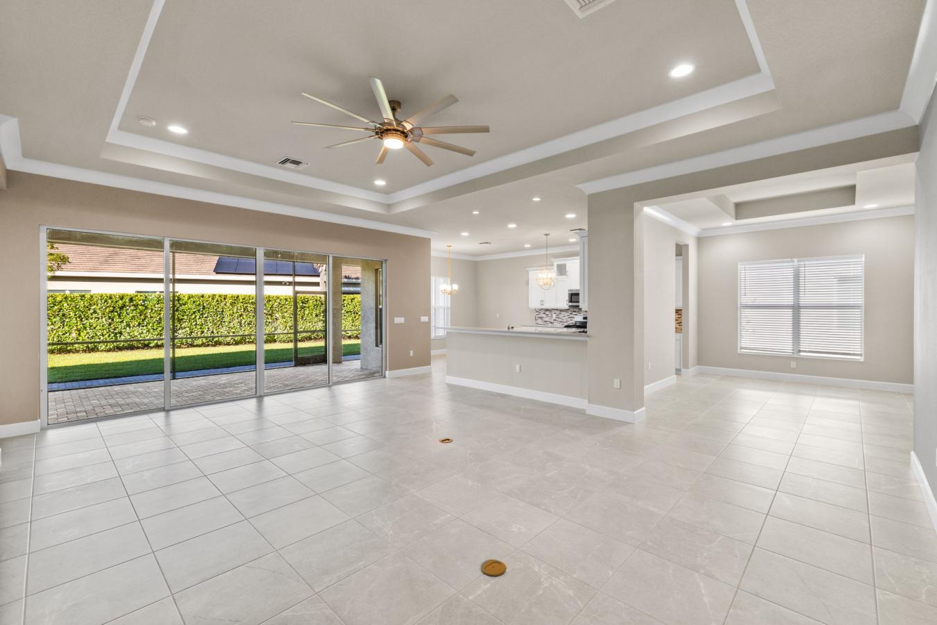 Bonita Springs, Florida, 34135, United States, 2 Bedrooms Bedrooms, ,3 BathroomsBathrooms,Residential,For Sale,1753739