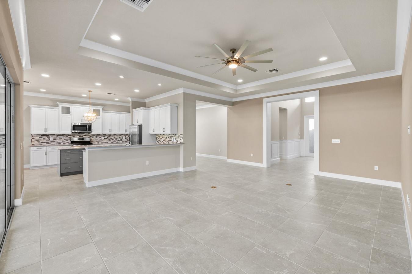 Bonita Springs, Florida, 34135, United States, 2 Bedrooms Bedrooms, ,3 BathroomsBathrooms,Residential,For Sale,1753739