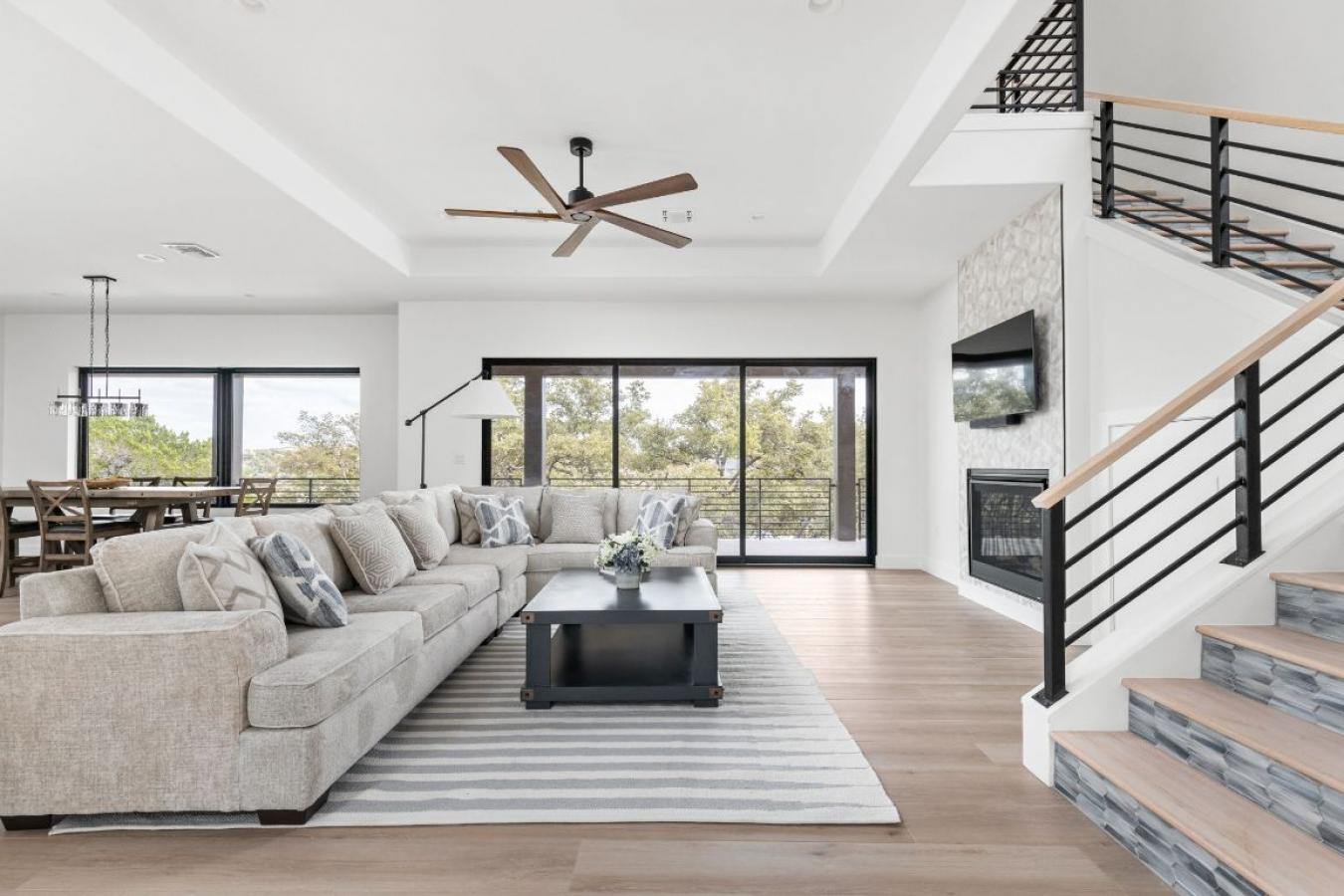 Austin, Texas, 78734, United States, 5 Bedrooms Bedrooms, ,5 BathroomsBathrooms,Residential,For Sale,1753732