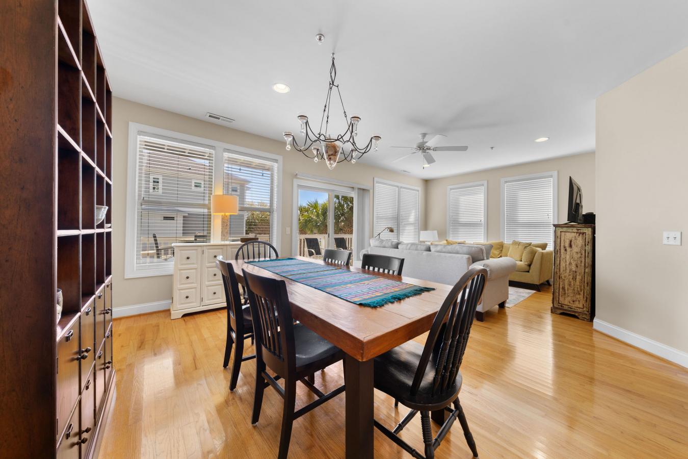 Carolina Beach, North Carolina, 28428, United States, 2 Bedrooms Bedrooms, ,2 BathroomsBathrooms,Residential,For Sale,1753730