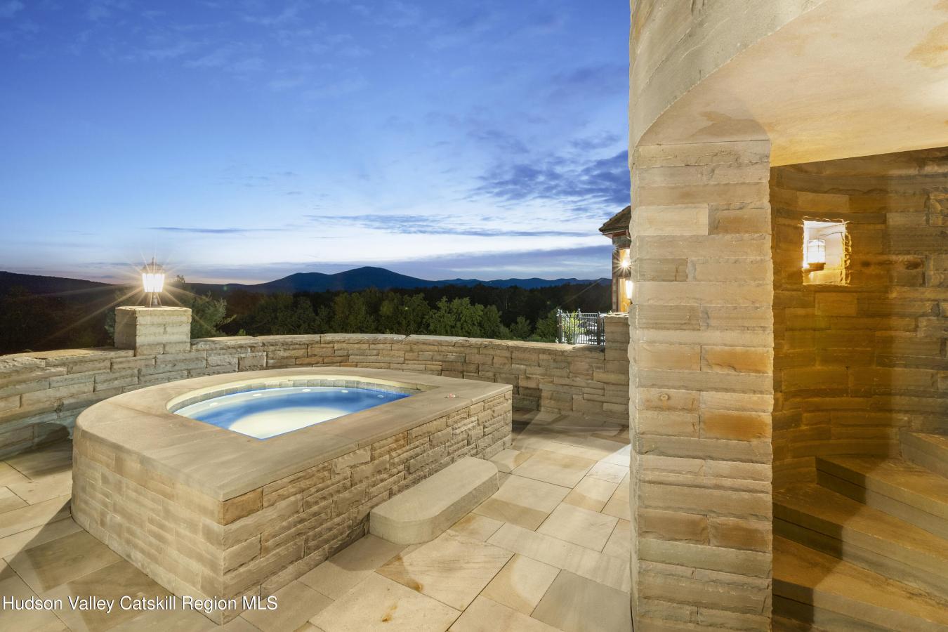 Kingston, New York, 12401, United States, 4 Bedrooms Bedrooms, ,4 BathroomsBathrooms,Residential,For Sale,1753726