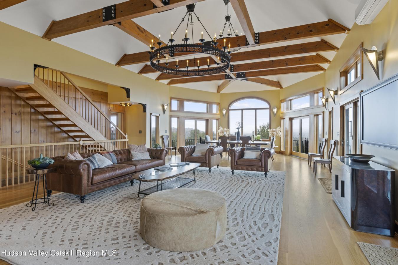 Kingston, New York, 12401, United States, 4 Bedrooms Bedrooms, ,4 BathroomsBathrooms,Residential,For Sale,1753726