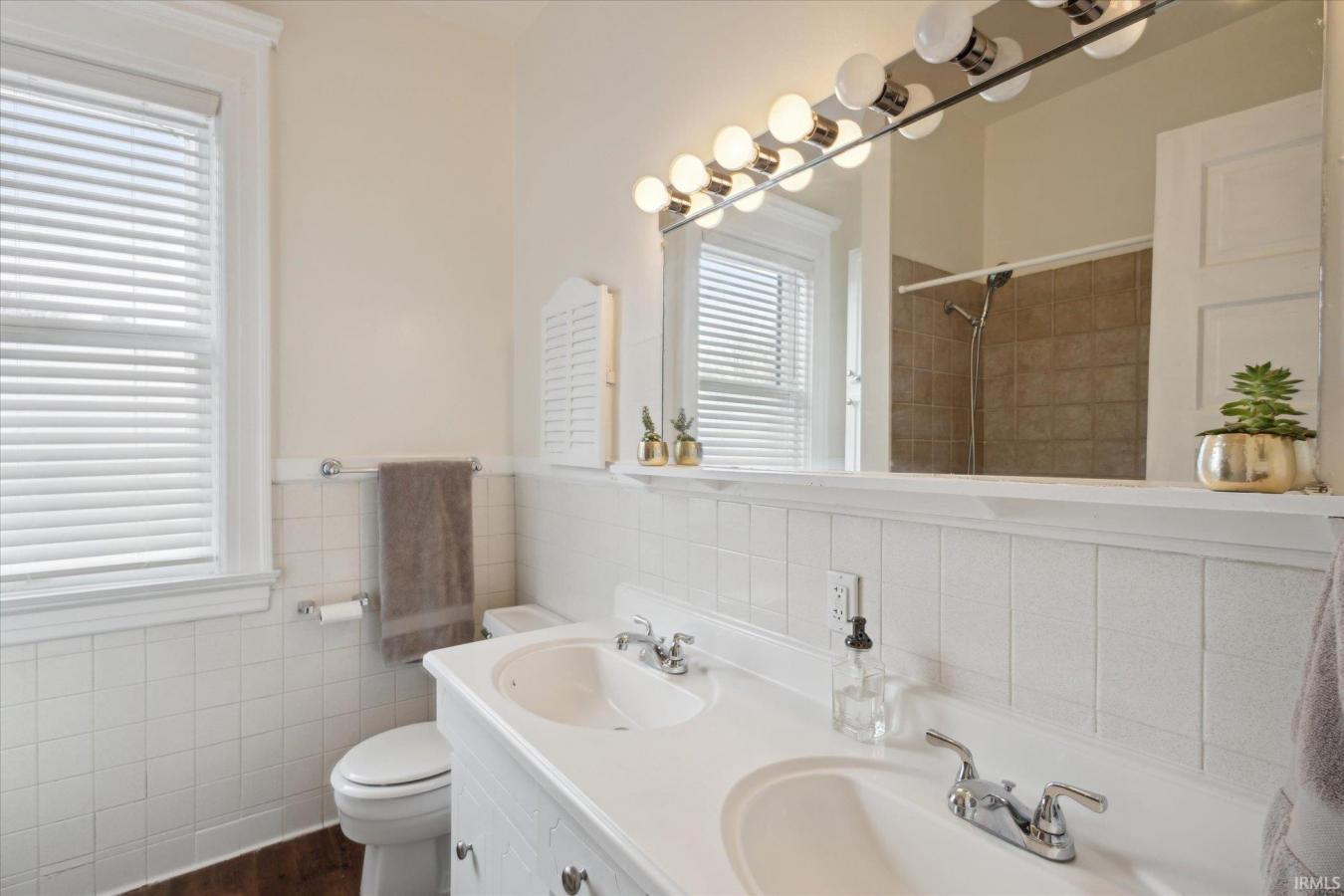 South Bend, Indiana, 46617-3105, United States, 6 Bedrooms Bedrooms, ,4 BathroomsBathrooms,Residential,For Sale,1755078