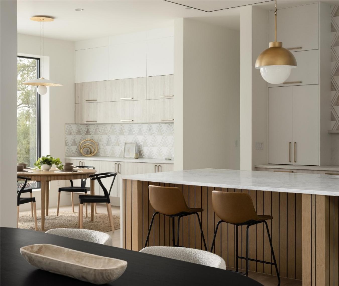 Austin, Texas, 78704, United States, 5 Bedrooms Bedrooms, ,4 BathroomsBathrooms,Residential,For Sale,1755063