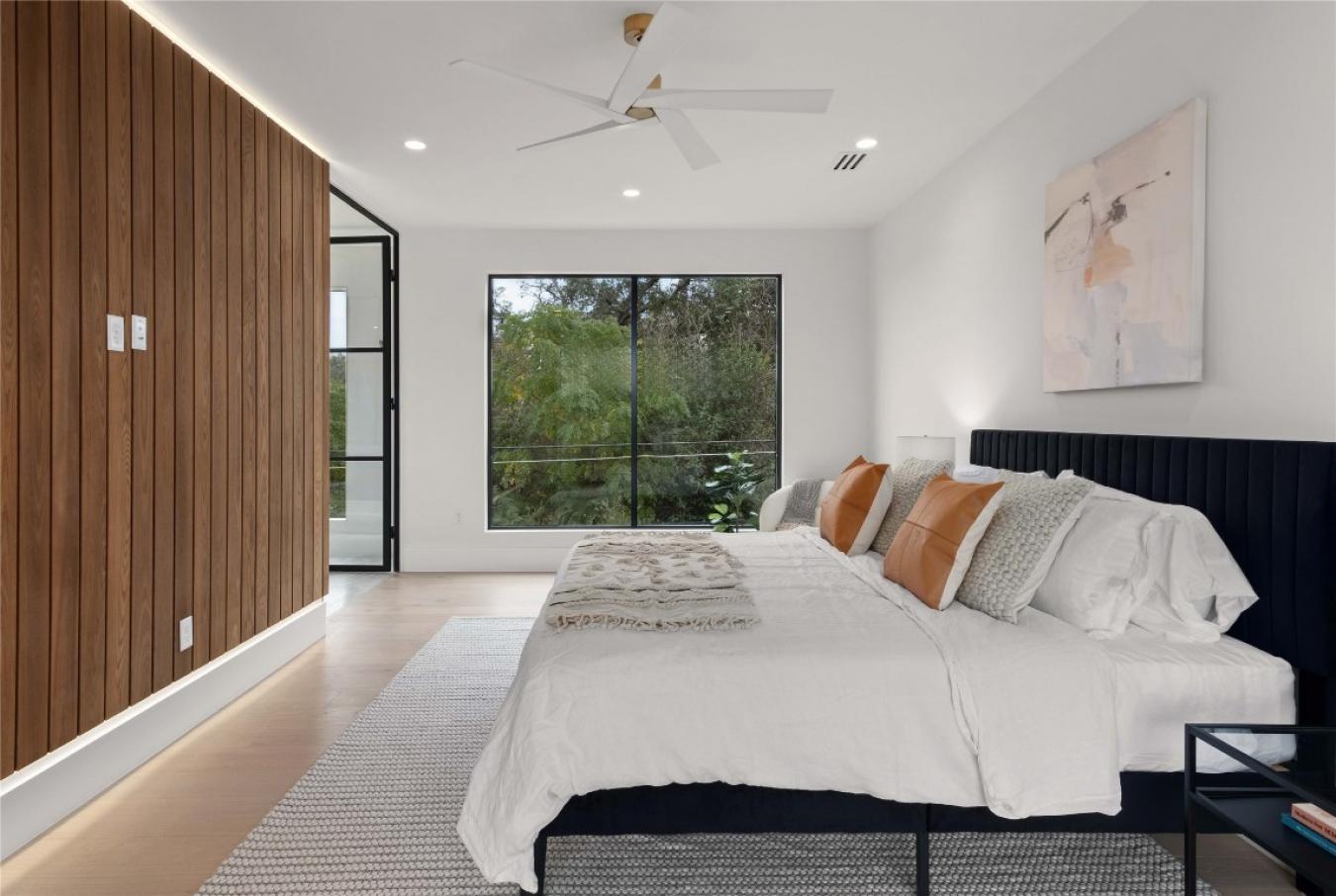 Austin, Texas, 78704, United States, 5 Bedrooms Bedrooms, ,4 BathroomsBathrooms,Residential,For Sale,1755063