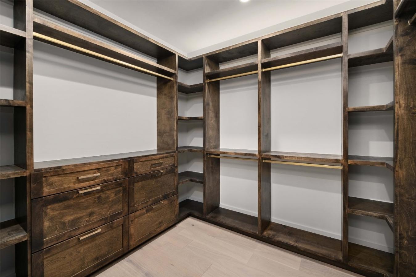 Austin, Texas, 78704, United States, 5 Bedrooms Bedrooms, ,4 BathroomsBathrooms,Residential,For Sale,1755063