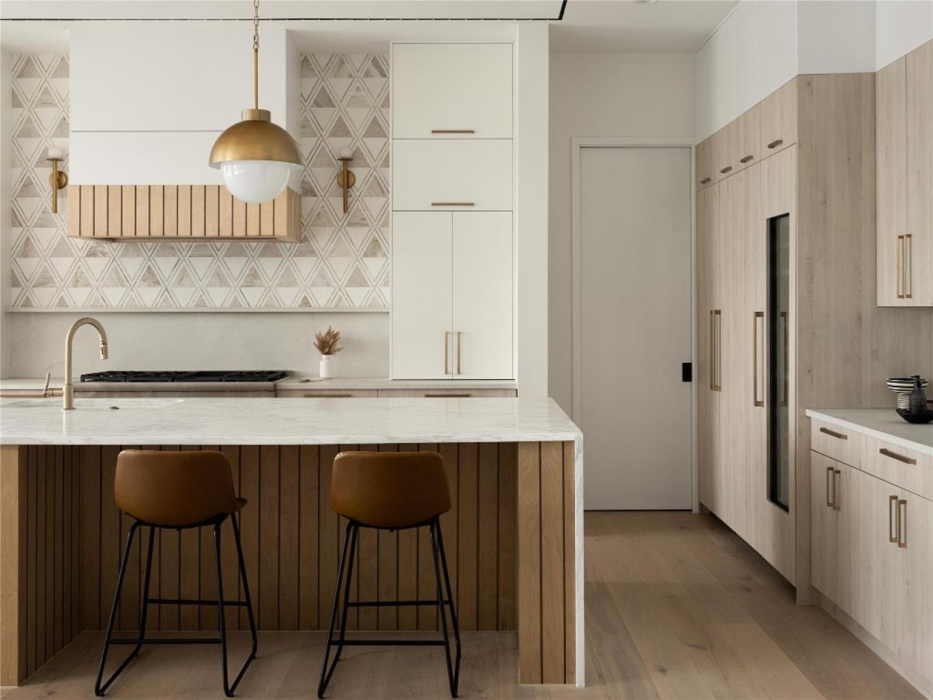 Austin, Texas, 78704, United States, 5 Bedrooms Bedrooms, ,4 BathroomsBathrooms,Residential,For Sale,1755063