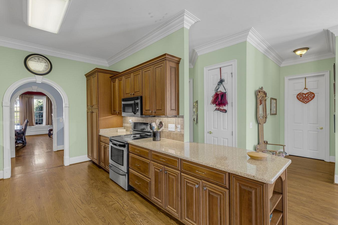 Greer, South Carolina, 29651, United States, 6 Bedrooms Bedrooms, ,4 BathroomsBathrooms,Residential,For Sale,1753722