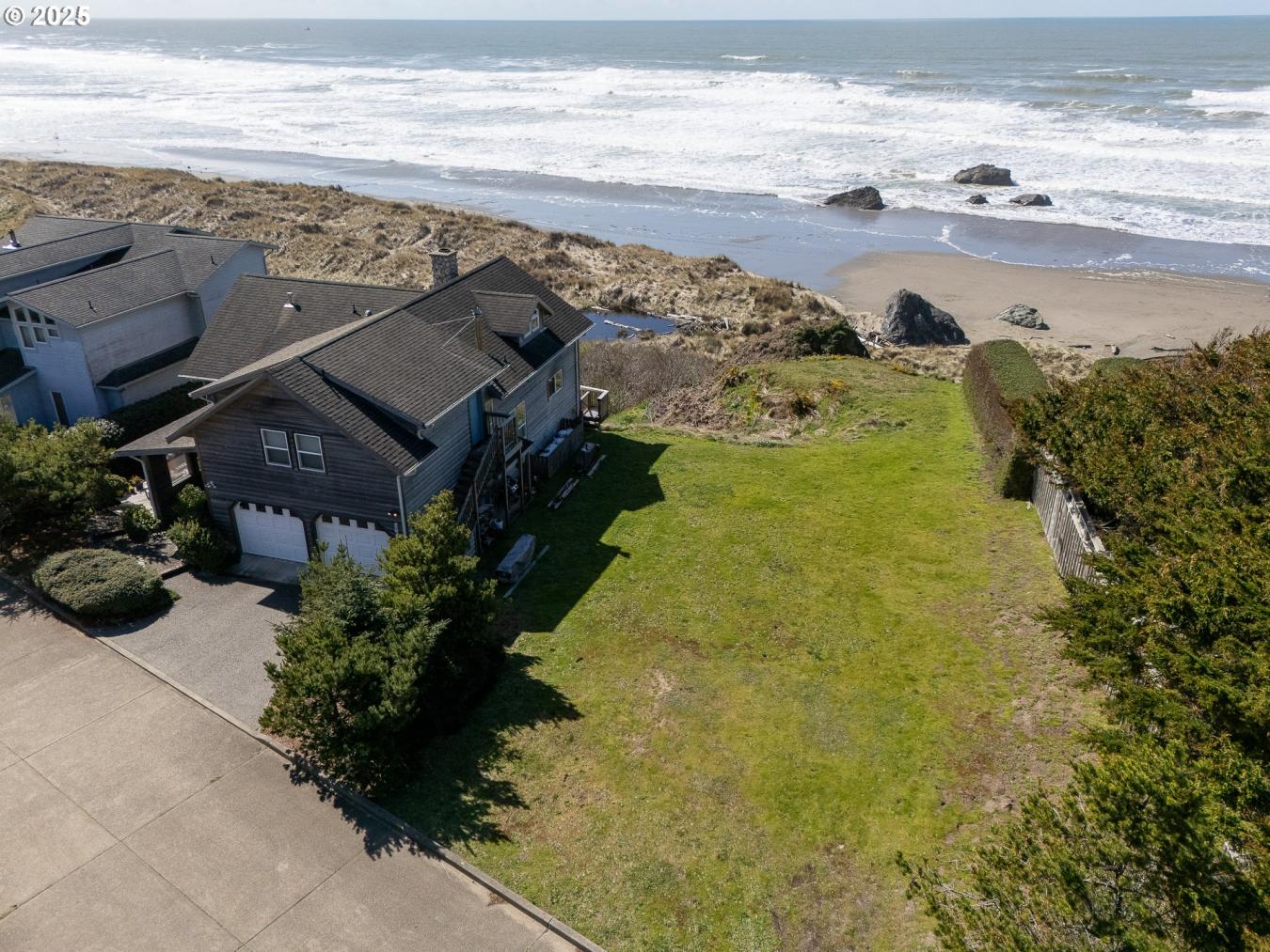 Bandon, Oregon, 97411, United States, ,Residential,For Sale,1756198
