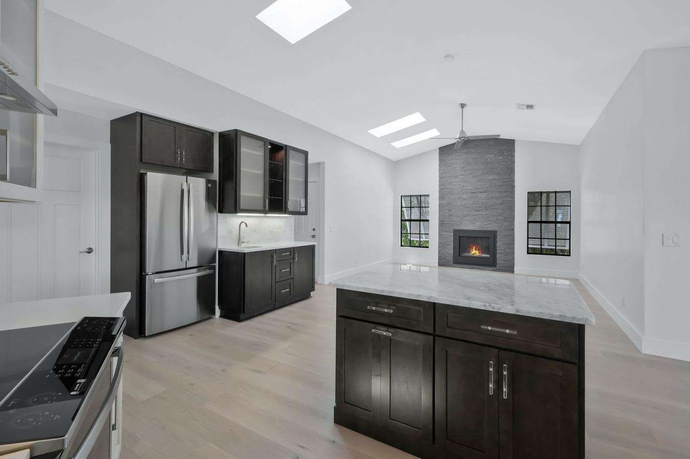 Sanibel, Florida, 33957, United States, 3 Bedrooms Bedrooms, ,2 BathroomsBathrooms,Residential,For Sale,1755040