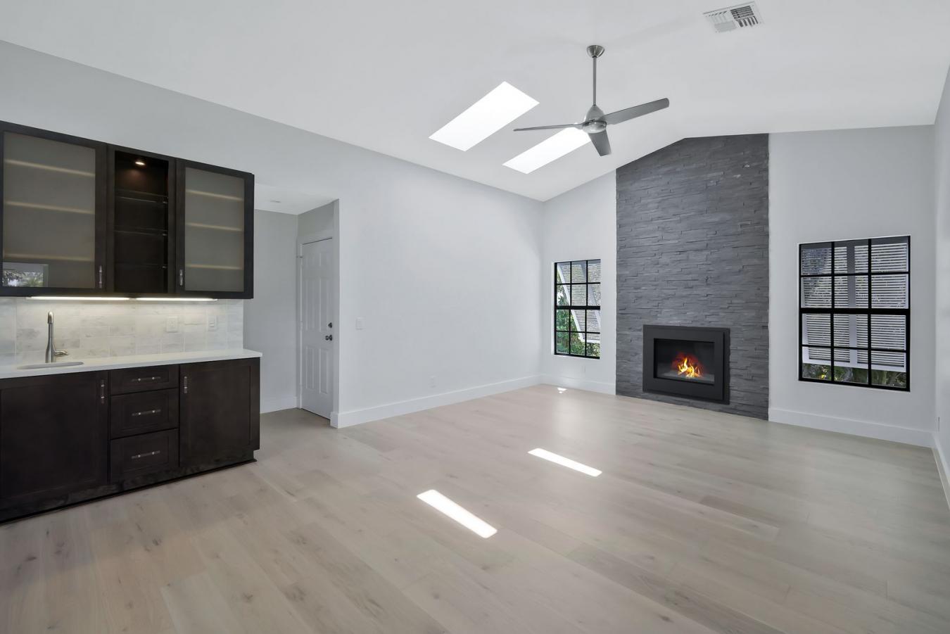 Sanibel, Florida, 33957, United States, 3 Bedrooms Bedrooms, ,2 BathroomsBathrooms,Residential,For Sale,1755040