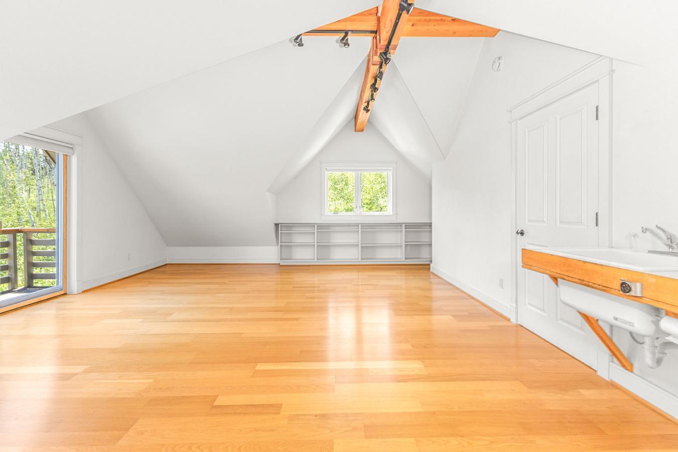 Steamboat Springs, Colorado, 80487, United States, 5 Bedrooms Bedrooms, ,4 BathroomsBathrooms,Residential,For Sale,1755039