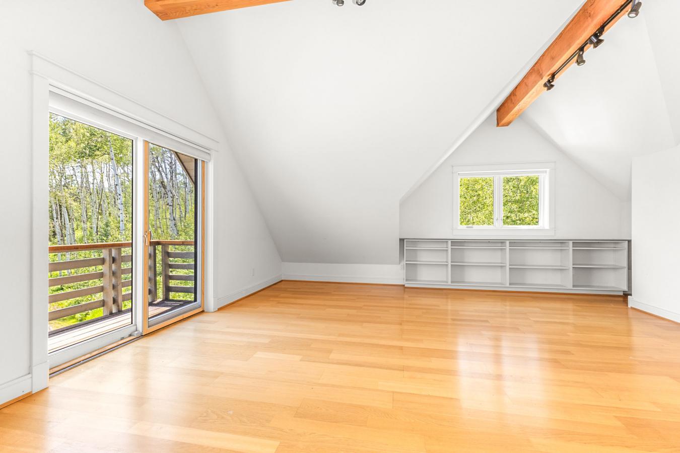 Steamboat Springs, Colorado, 80487, United States, 5 Bedrooms Bedrooms, ,4 BathroomsBathrooms,Residential,For Sale,1755039