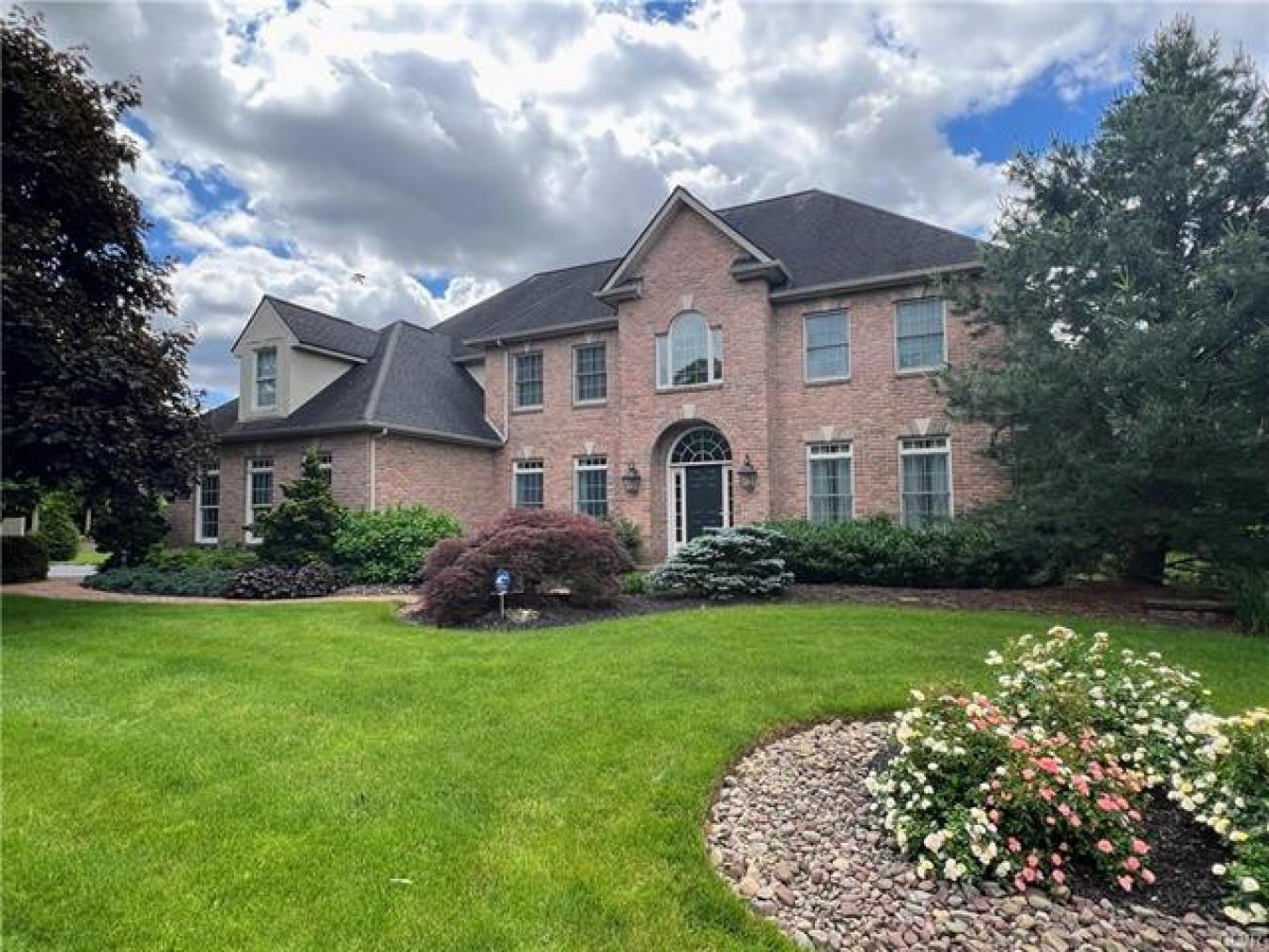 Bethlehem, Pennsylvania, 18020, United States, 4 Bedrooms Bedrooms, ,5 BathroomsBathrooms,Residential,For Sale,1756185