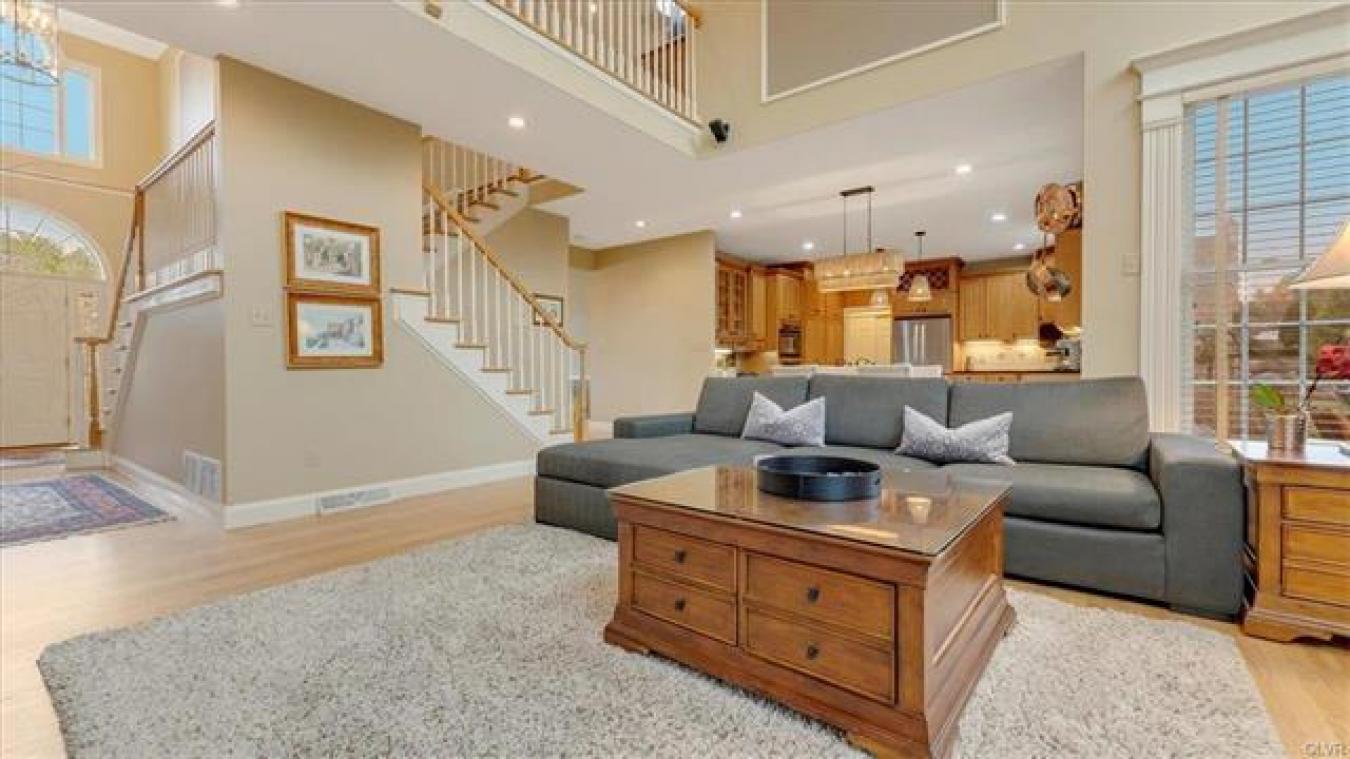 Bethlehem, Pennsylvania, 18020, United States, 4 Bedrooms Bedrooms, ,5 BathroomsBathrooms,Residential,For Sale,1756185