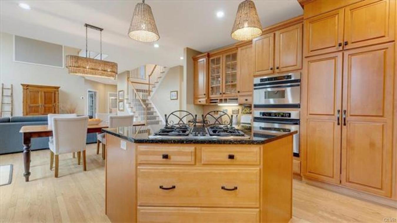 Bethlehem, Pennsylvania, 18020, United States, 4 Bedrooms Bedrooms, ,5 BathroomsBathrooms,Residential,For Sale,1756185