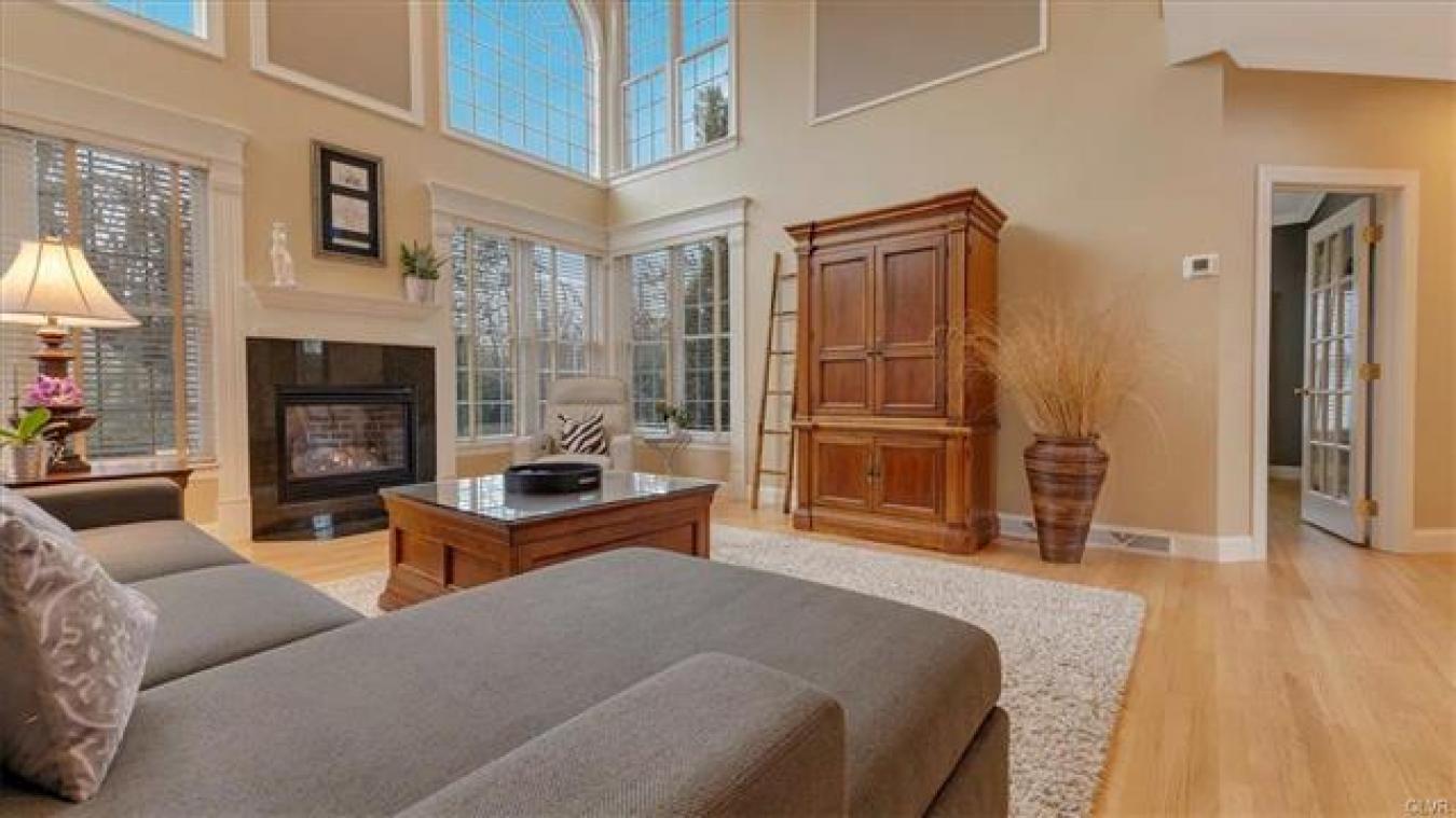 Bethlehem, Pennsylvania, 18020, United States, 4 Bedrooms Bedrooms, ,5 BathroomsBathrooms,Residential,For Sale,1756185