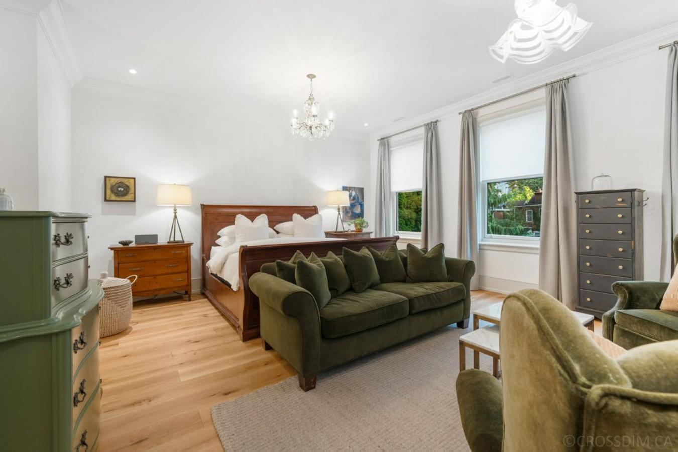 Toronto, ON, M4R 1K9, Canada, 4 Bedrooms Bedrooms, ,6 BathroomsBathrooms,Residential,For Sale,1755037