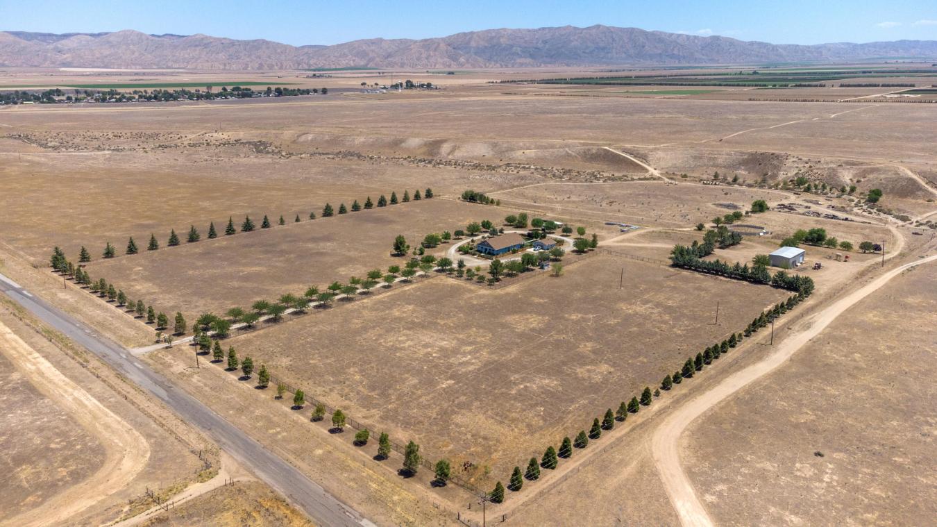 NEW CUYAMA, California, 93254, United States, 3 Bedrooms Bedrooms, ,2 BathroomsBathrooms,Residential,For Sale,1756182