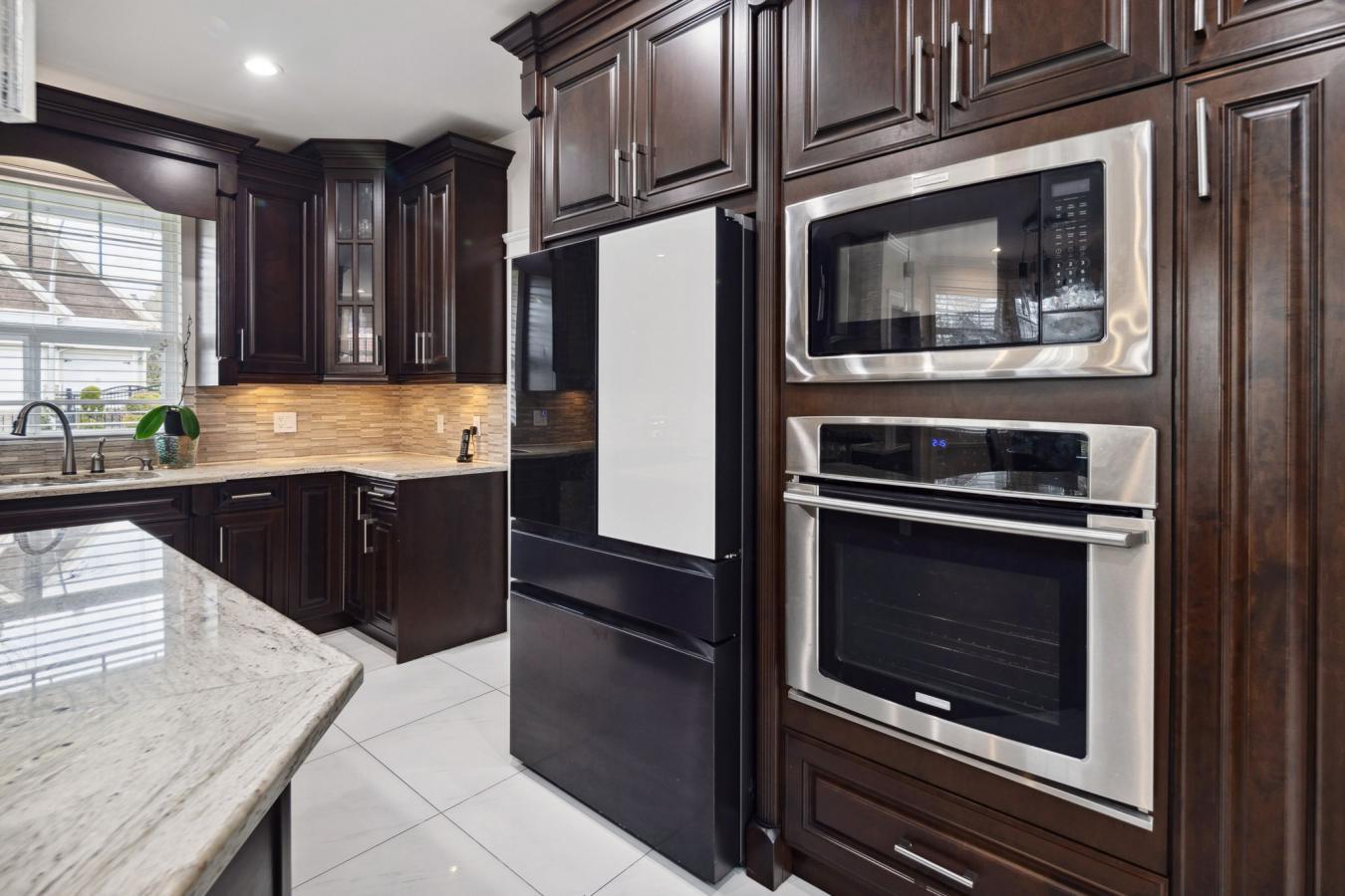 Surrey, BC, V4N 5S3, Canada, 5 Bedrooms Bedrooms, ,7 BathroomsBathrooms,Residential,For Sale,1756179