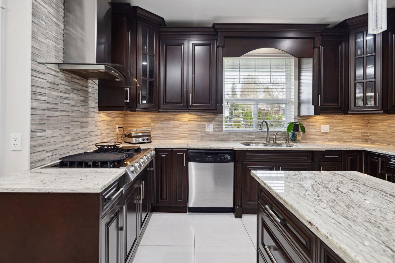 Surrey, BC, V4N 5S3, Canada, 5 Bedrooms Bedrooms, ,7 BathroomsBathrooms,Residential,For Sale,1756179