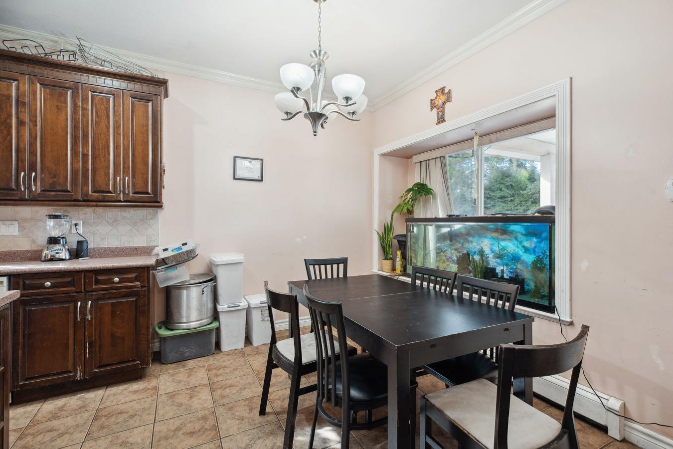 Surrey, BC, V3T 3T8, Canada, 9 Bedrooms Bedrooms, ,6 BathroomsBathrooms,Residential,For Sale,1756702