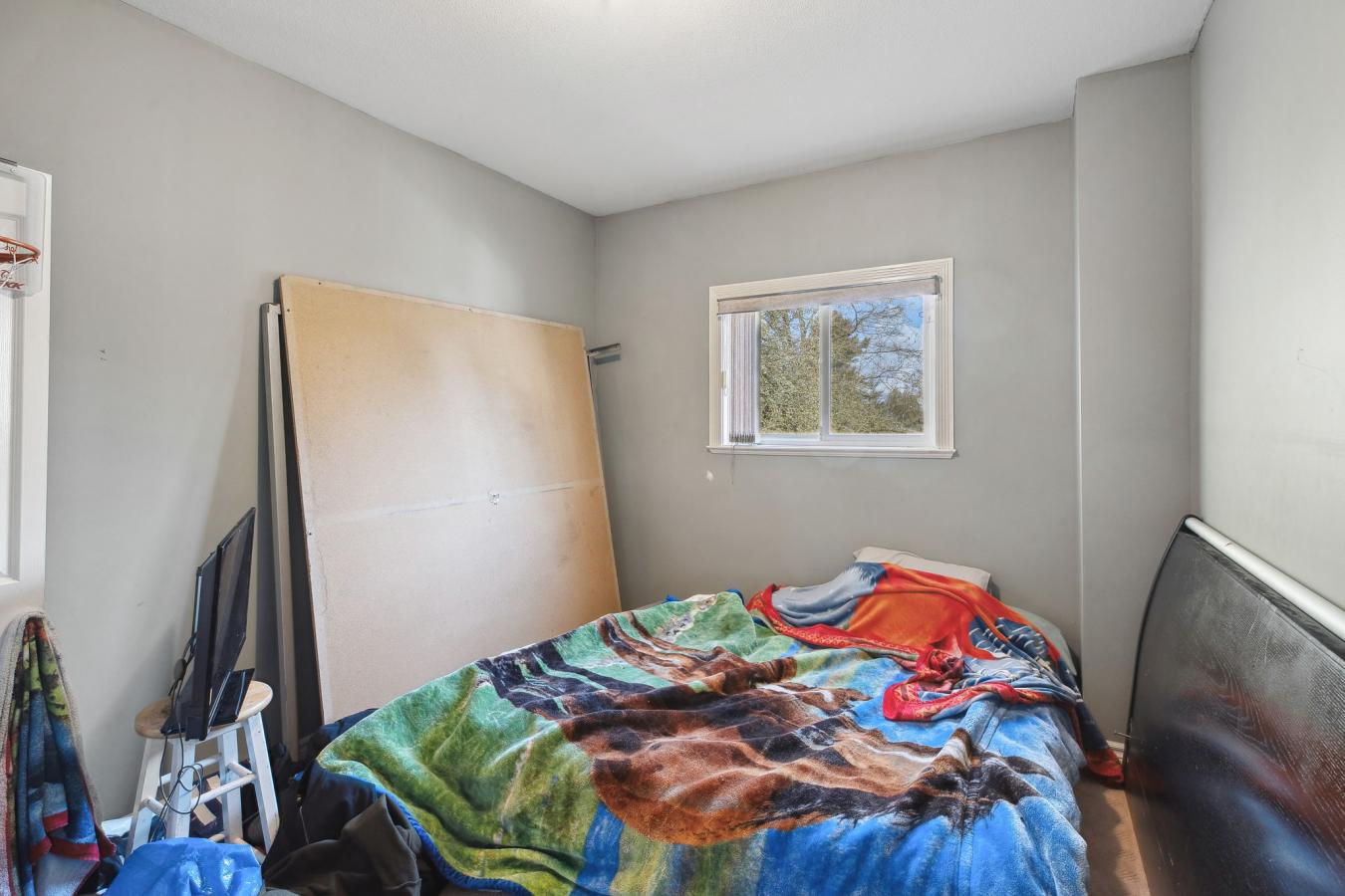 Surrey, BC, V3T 3T8, Canada, 9 Bedrooms Bedrooms, ,6 BathroomsBathrooms,Residential,For Sale,1756702