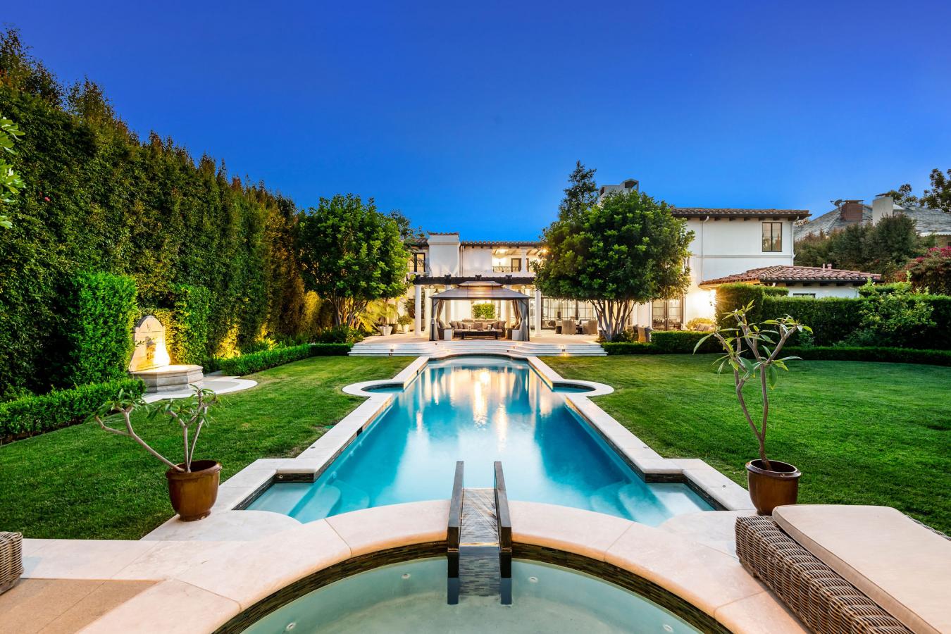 Beverly Hills, California, 90210, United States, 7 Bedrooms Bedrooms, ,10 BathroomsBathrooms,Residential,For Sale,1761524