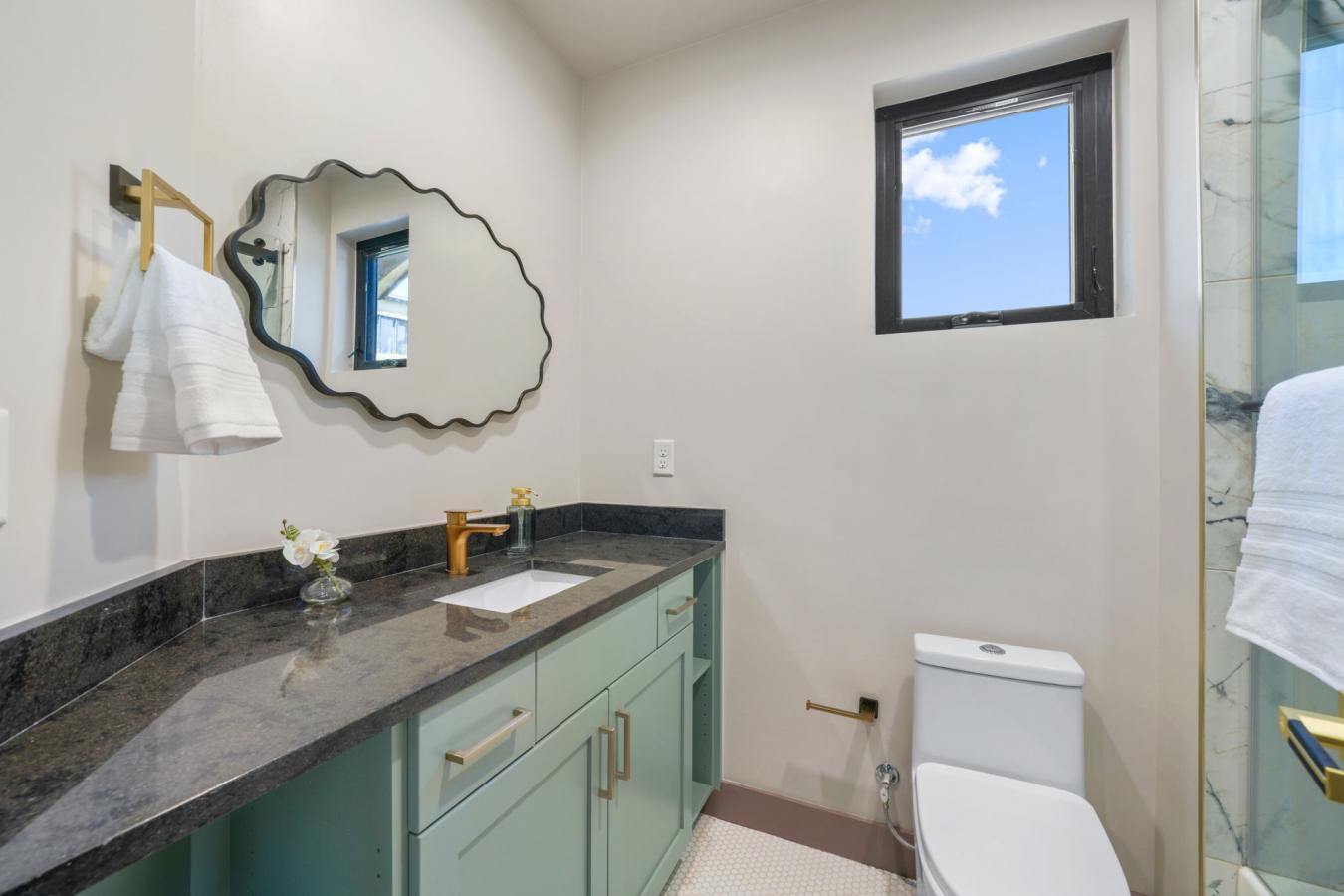 Hideout, Utah, 84036, United States, 4 Bedrooms Bedrooms, ,4 BathroomsBathrooms,Residential,For Sale,1756696