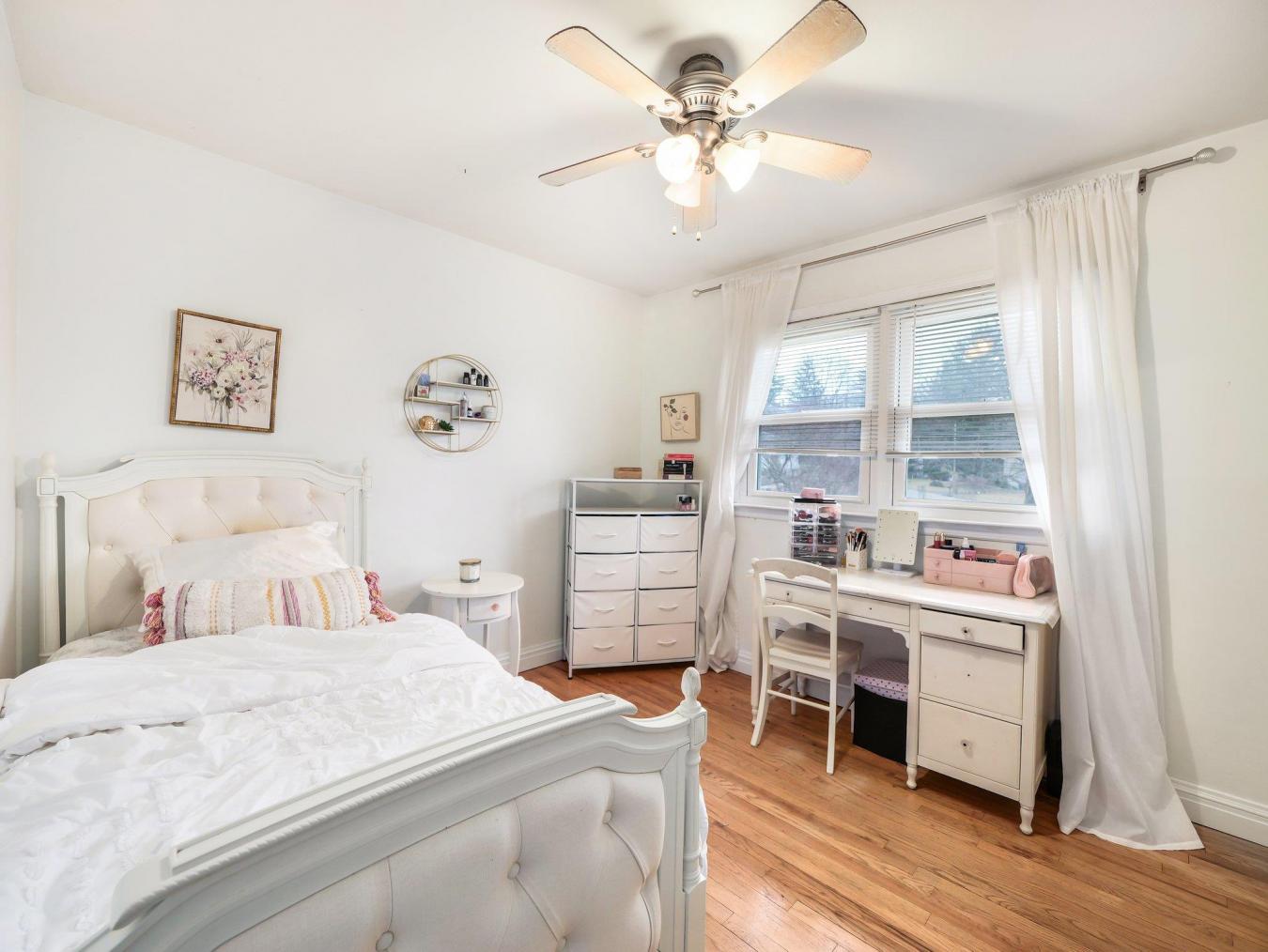 Spring Valley, New York, 10977, United States, 5 Bedrooms Bedrooms, ,2 BathroomsBathrooms,Residential,For Sale,1756693