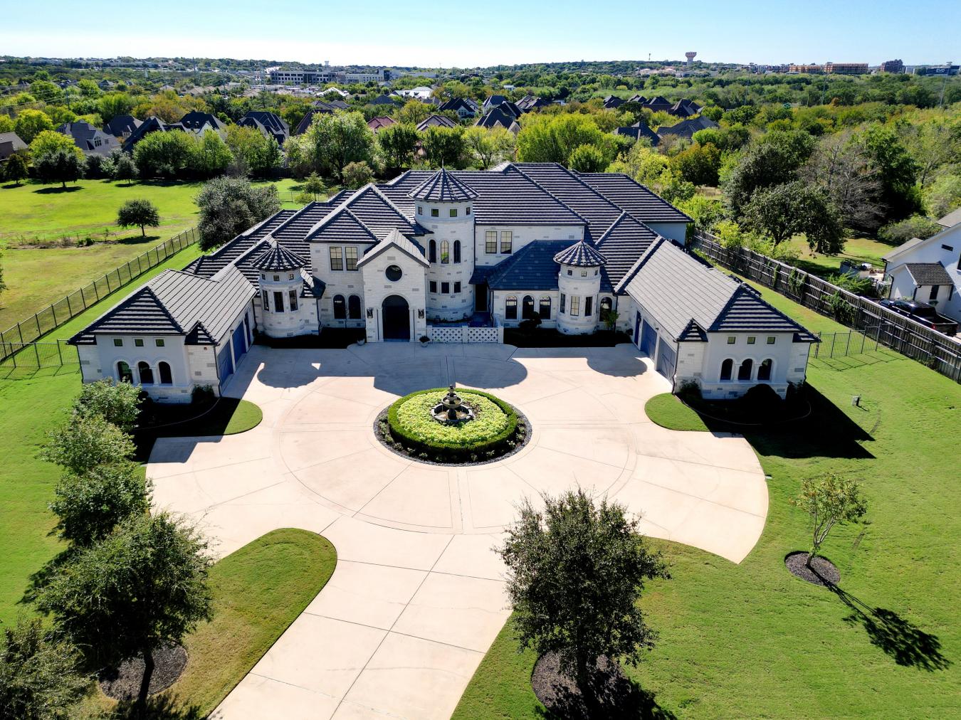 Southlake, Texas, 76092, United States, 5 Bedrooms Bedrooms, ,5 BathroomsBathrooms,Residential,For Sale,1839666