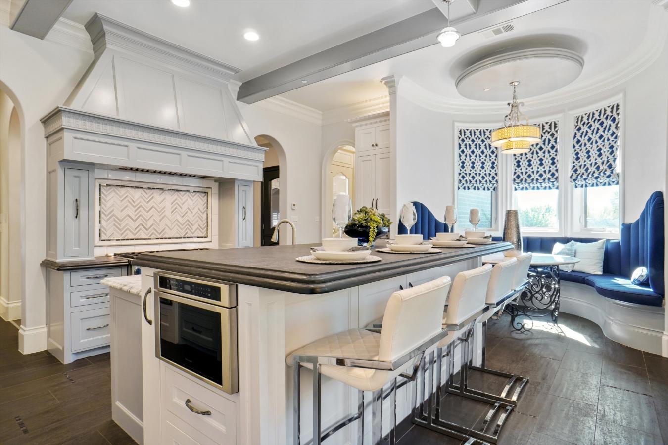 Southlake, Texas, 76092, United States, 5 Bedrooms Bedrooms, ,5 BathroomsBathrooms,Residential,For Sale,1839666