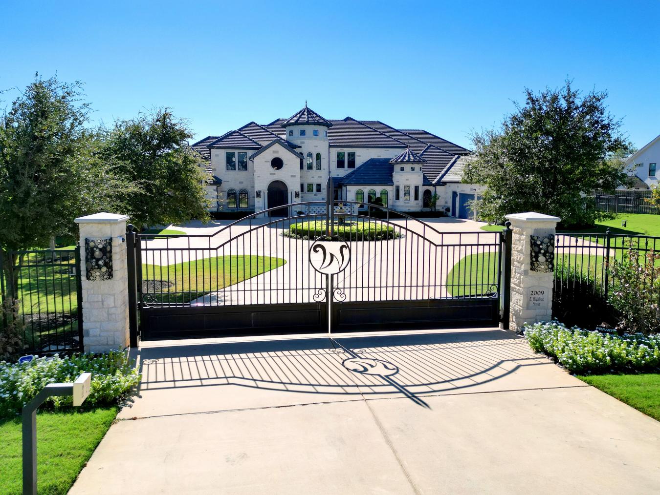 Southlake, Texas, 76092, United States, 5 Bedrooms Bedrooms, ,5 BathroomsBathrooms,Residential,For Sale,1839666